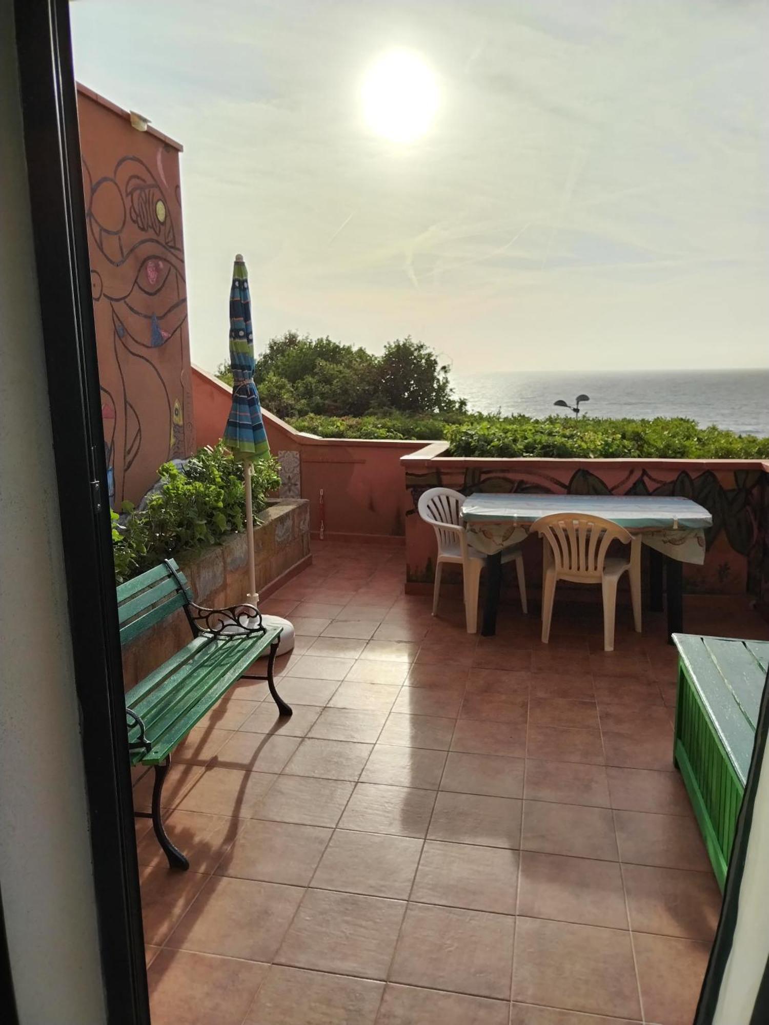 Mareviglioso Fronte Mare Sea Front Leilighet Magomadas Eksteriør bilde